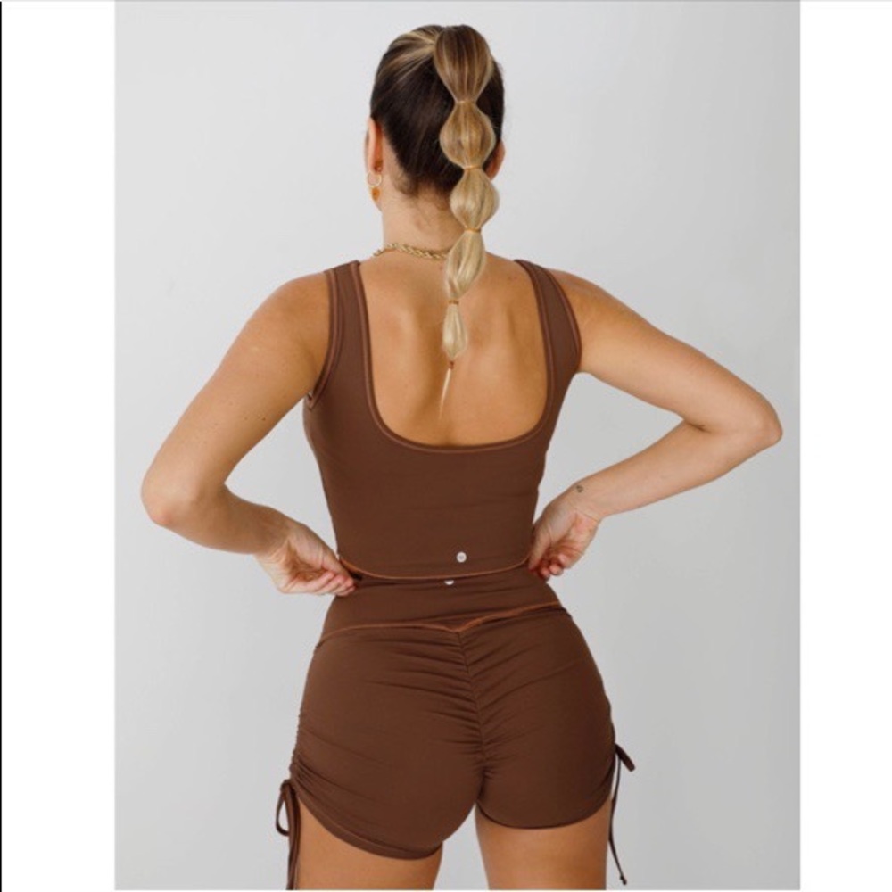SOLD‼️Brown set - Picture 3 of 5